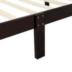 Lit plateforme en bois avec tête et pied de lit