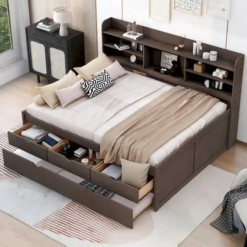 Lit de rangement en bois grandeur nature